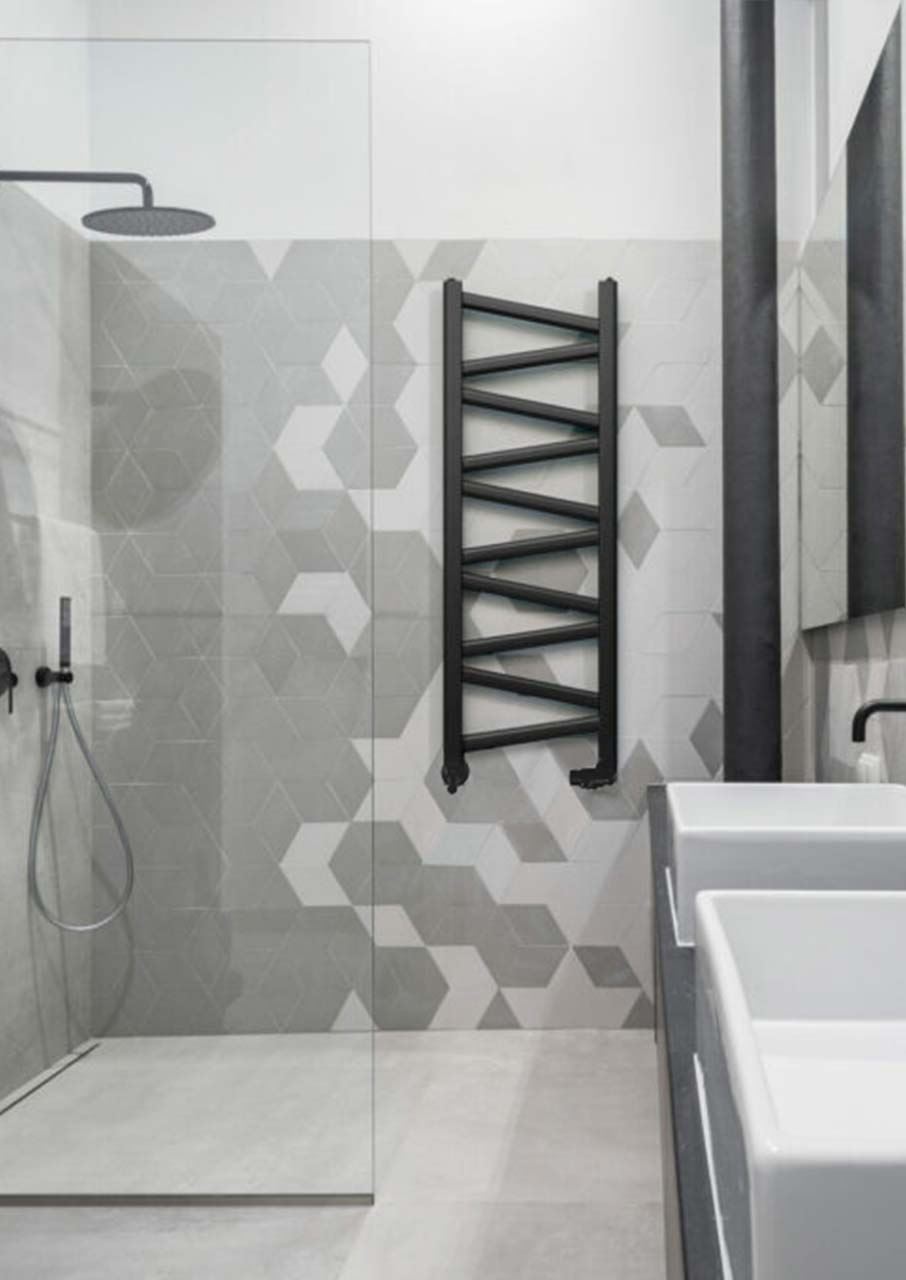 KALYPSO 440mm Wide 1400mm High Black Designer Bathroom Radiator