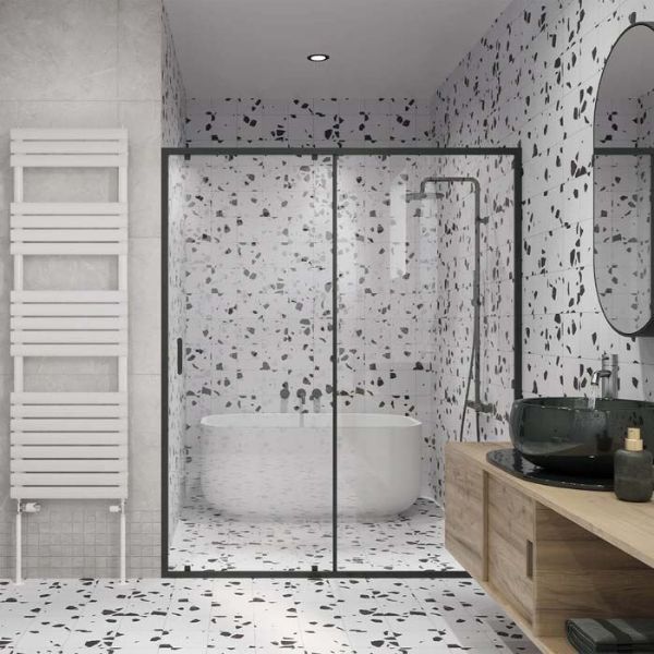 Heated towel rail 500mm wide outlet